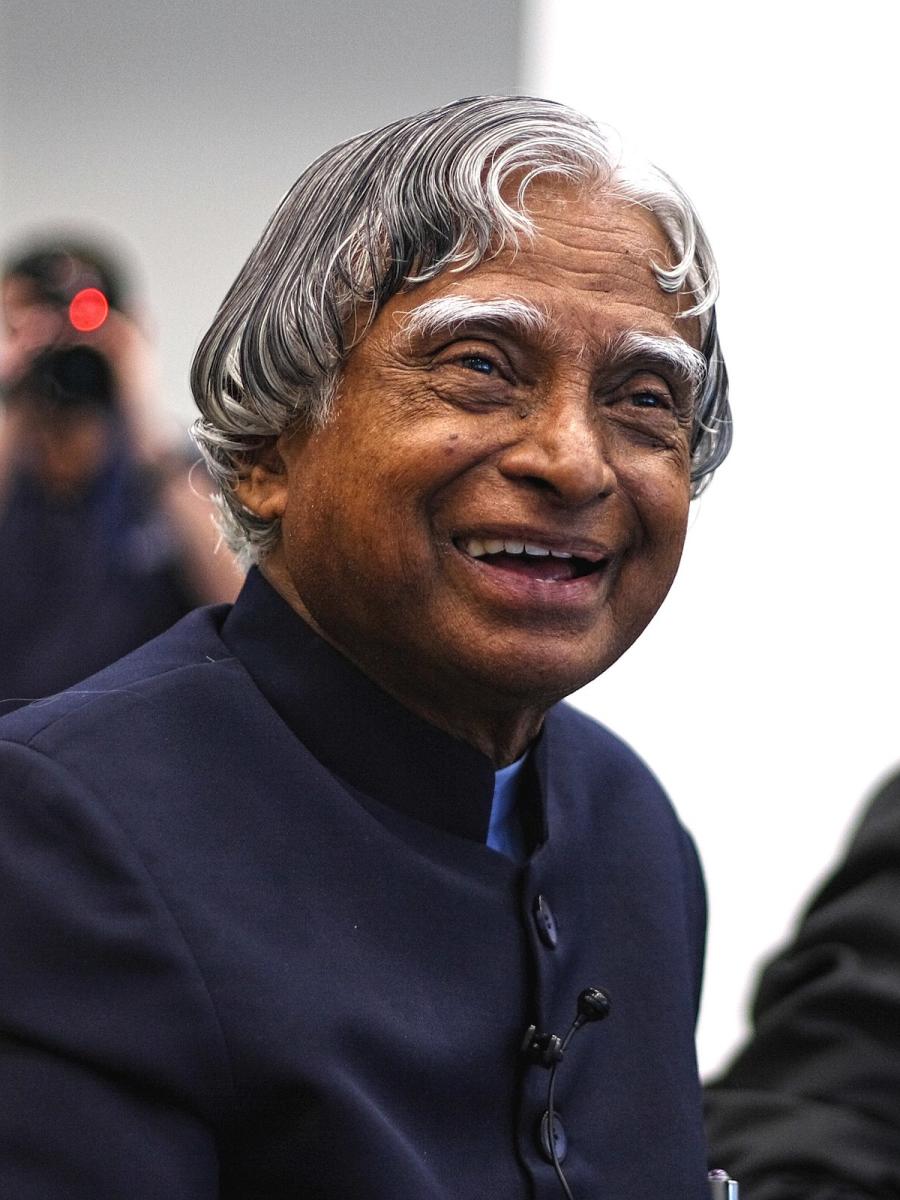10 APJ Abdul Kalam(Missile Man) Quotes about Dream, Life,Education & Success